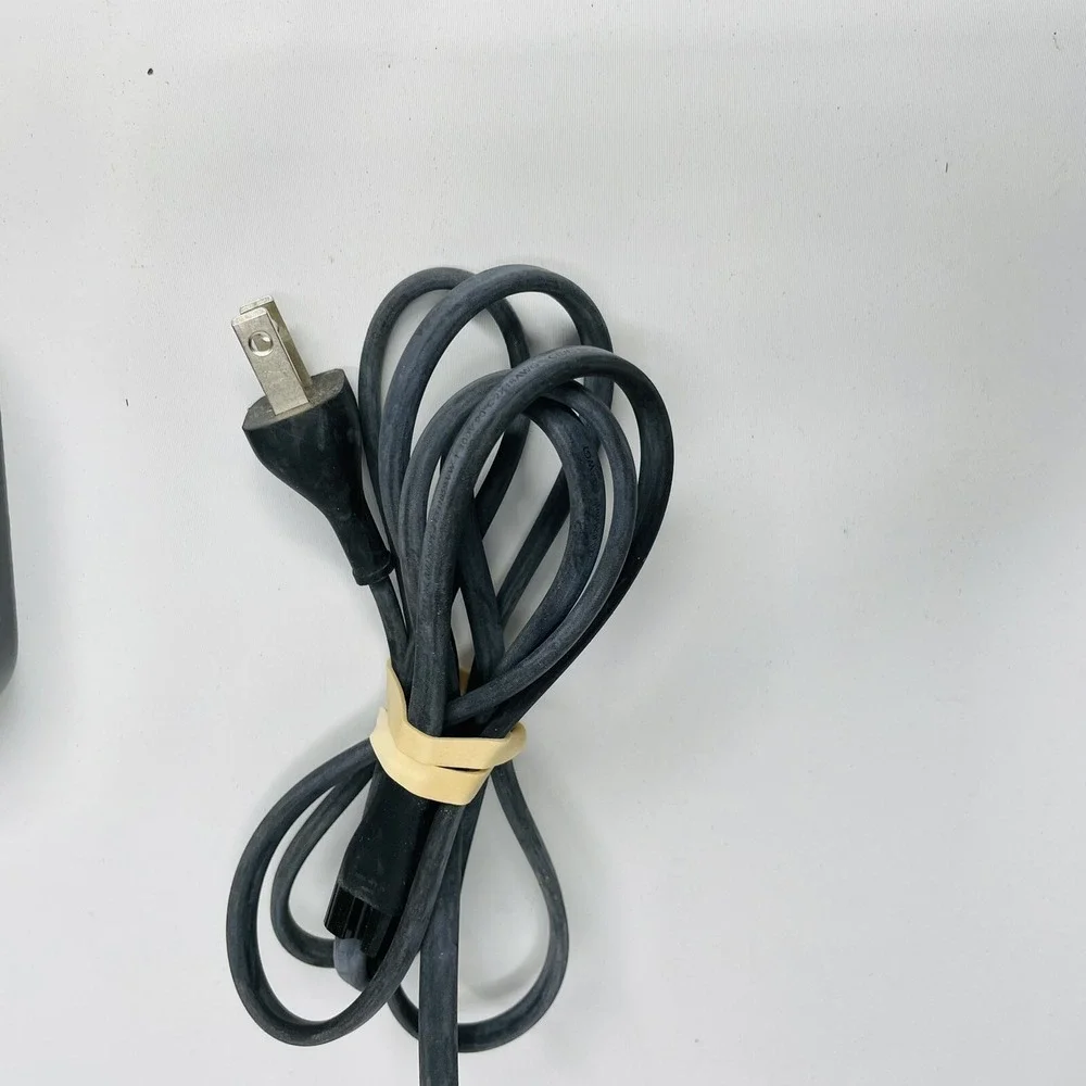 Apple TV 3rd‎ Generation A1427 HD Media Streaming Device ( NO Remote )